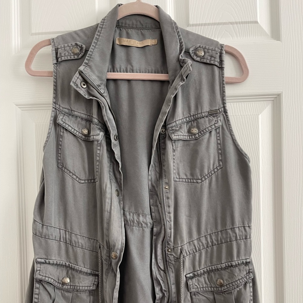 Max Jeans Grey Vest